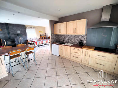 Maison - 143 m² - 5 pièces