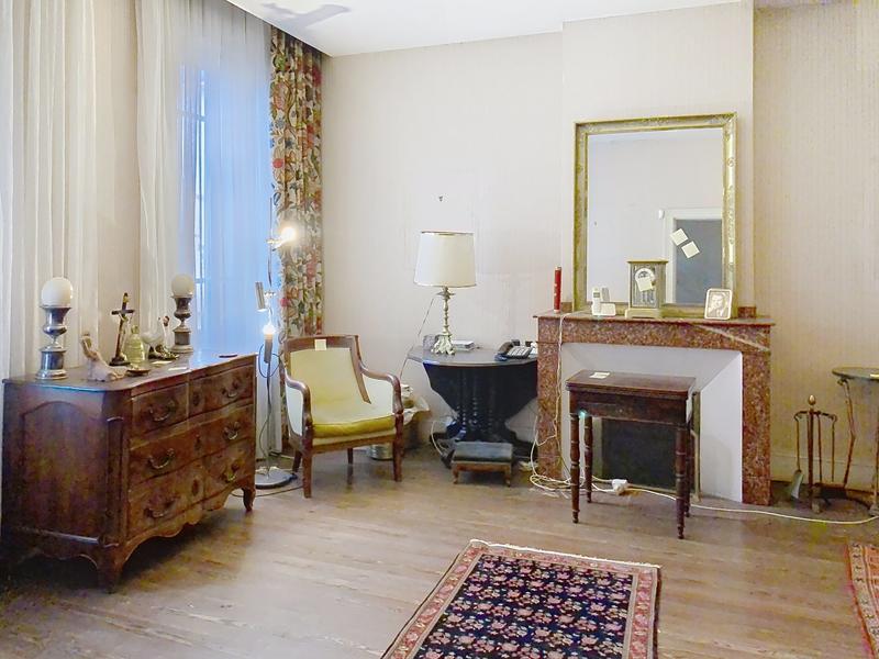 Maison - 220 m² - 6 pièces