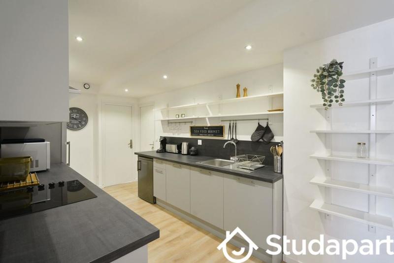 Chambre - 110 m² - 1 pièce