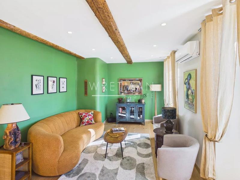 Maison de village - 230 m² - 7 pièces