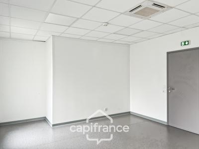 Local d'activité / Entrepôt - 30 m² - 2 pièces