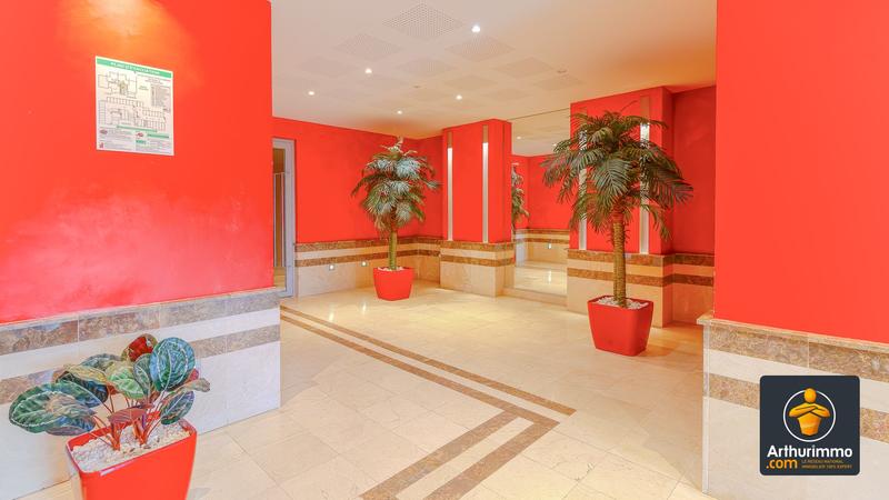 Appartement - 92 m² - 4 pièces