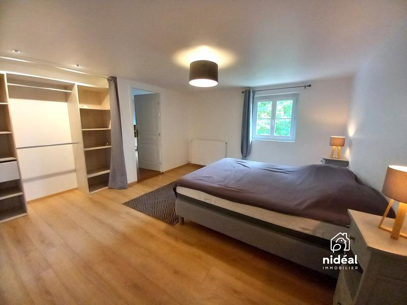 Maison - 189 m² - 6 pièces