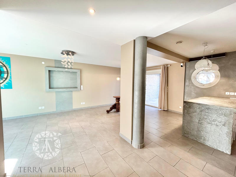 Villa - 131 m² - 5 pièces