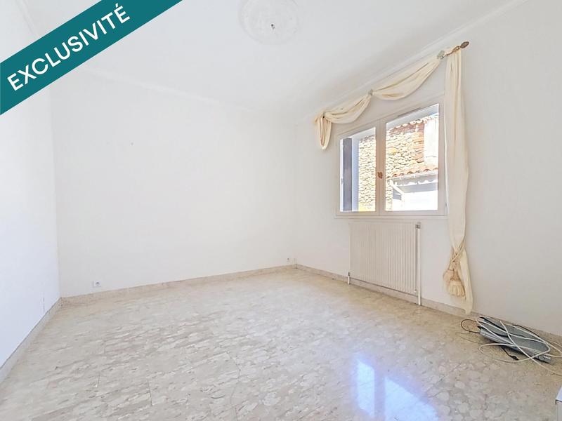 Maison - 227 m² - 9 pièces