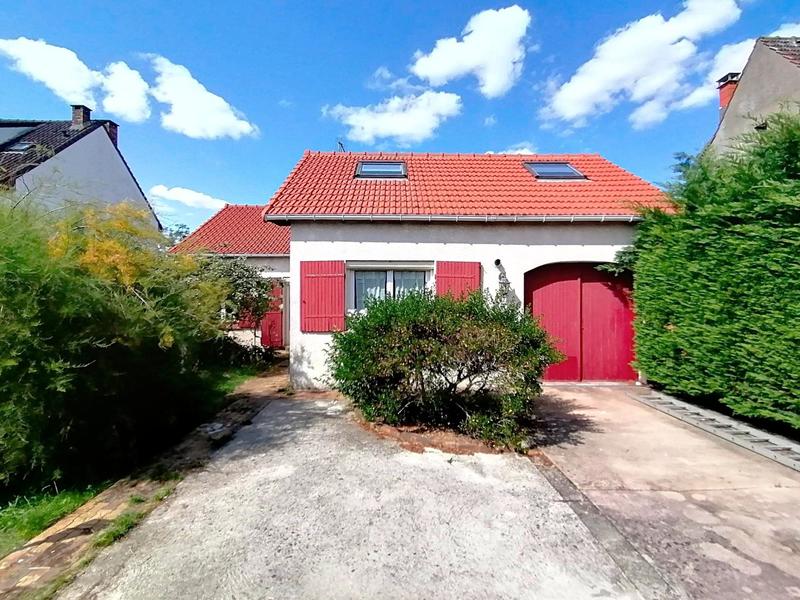 Maison - 105 m² - 6 pièces