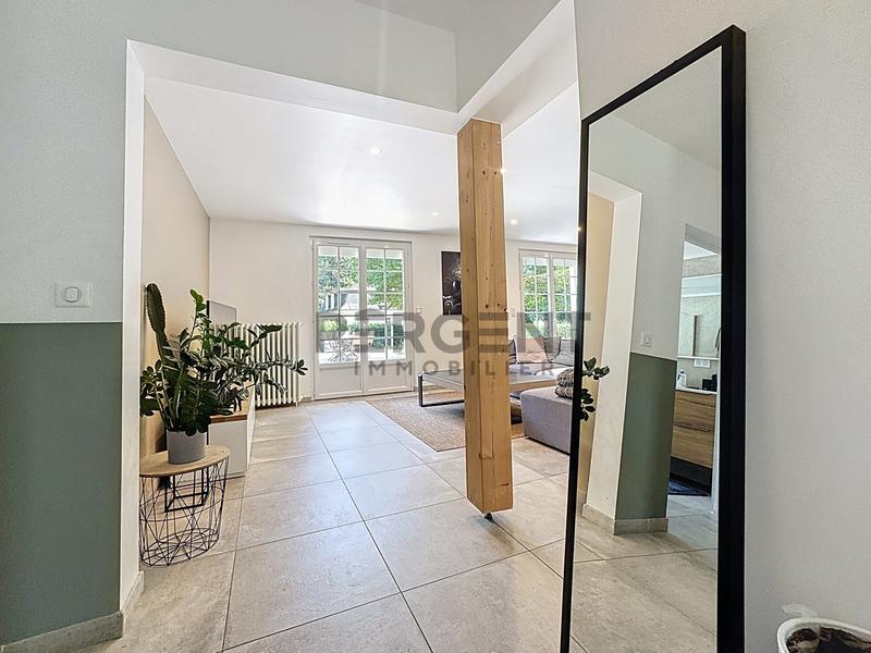 Maison - 140 m² - 6 pièces