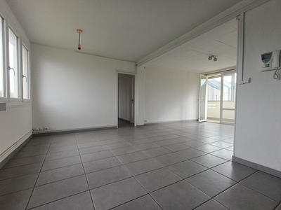 Appartement - 67 m² - 4 pièces