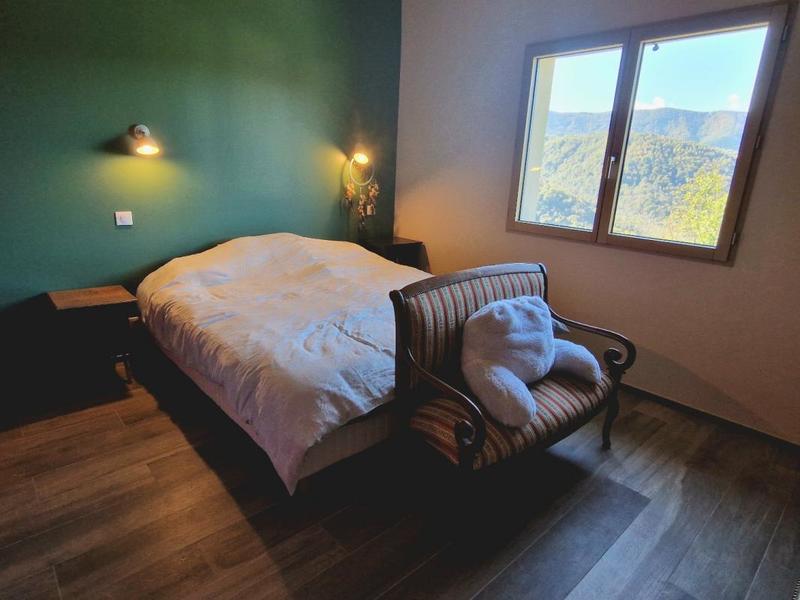 Maison - 217 m² - 6 pièces