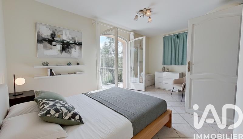 Maison - 170 m² - 6 pièces