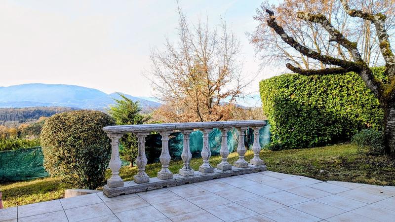 Maison - 143 m² - 8 pièces