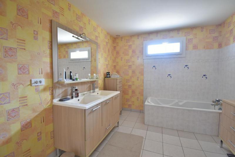 Villa - 112 m² - 4 pièces