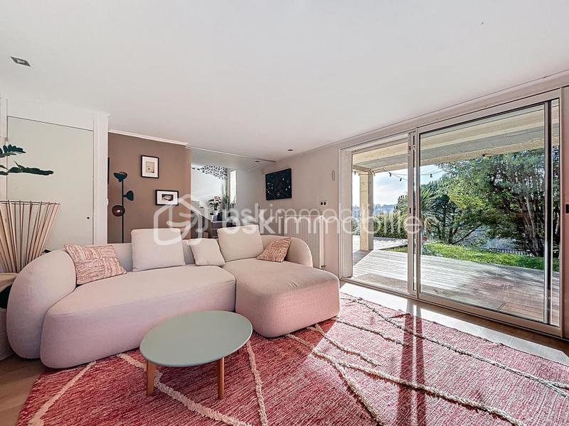 Maison - 156 m² - 5 pièces