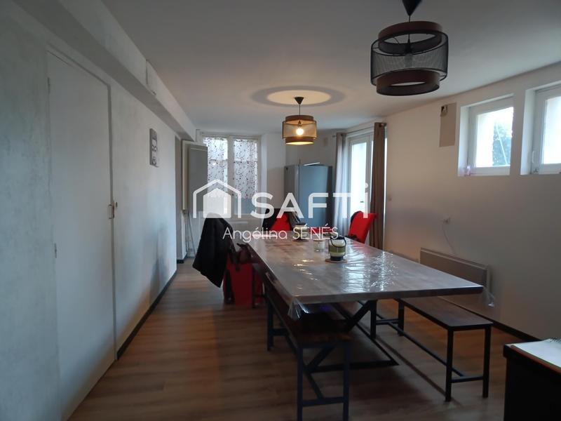 Maison - 300 m² - 16 pièces