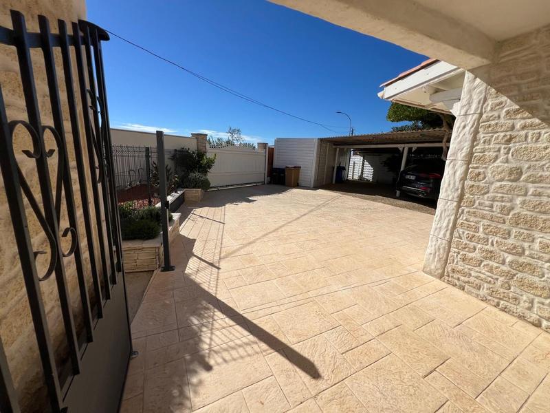 Maison traditionnelle - 138 m² - 5 pièces