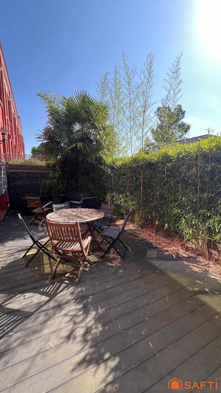 Appartement - 236 m² - 5 pièces