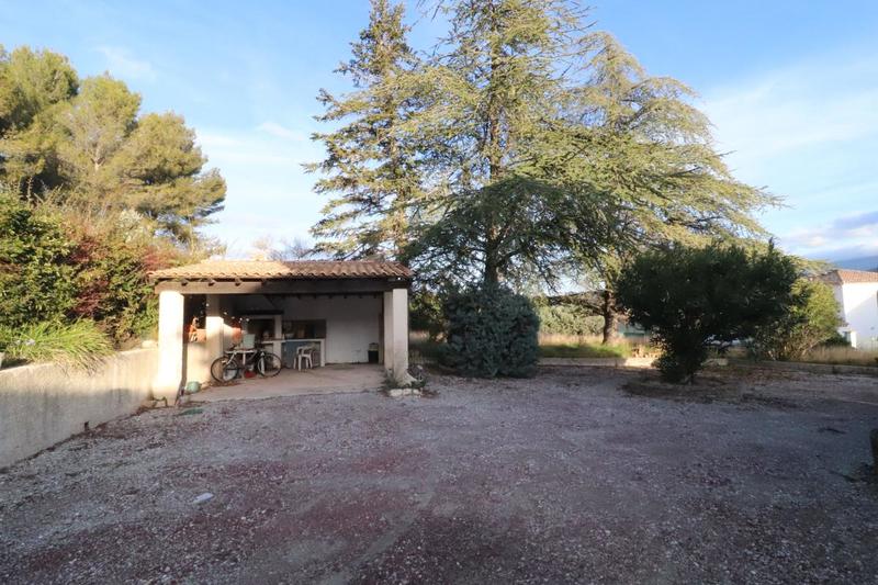 Villa - 230 m² - 5 pièces