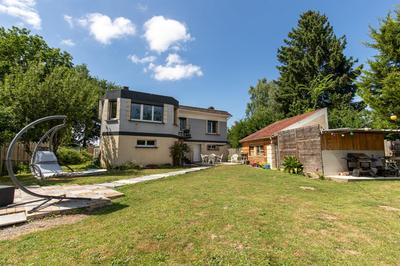 Maison - 188 m² - 9 pièces