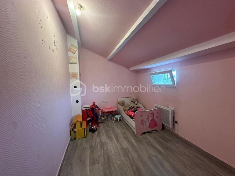 Maison - 64 m² - 4 pièces