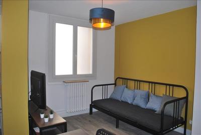 Chambre - 14 m² - 1 pièce