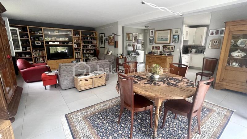 Maison - 150 m² - 7 pièces