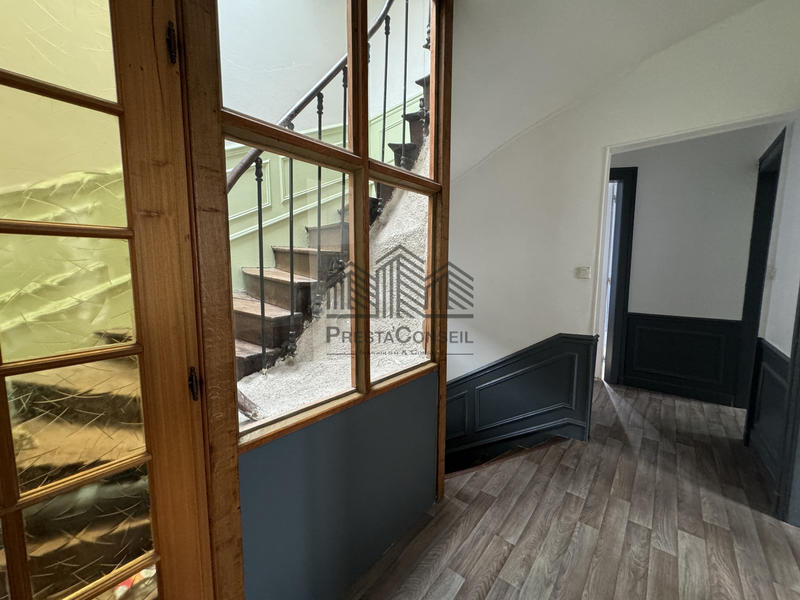 Maison - 166 m² - 7 pièces