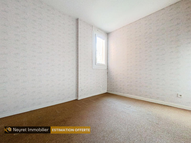 Appartement - 82 m² - 4 pièces