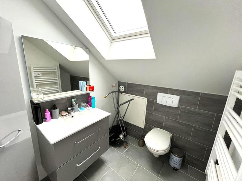 Maison - 104 m² - 6 pièces