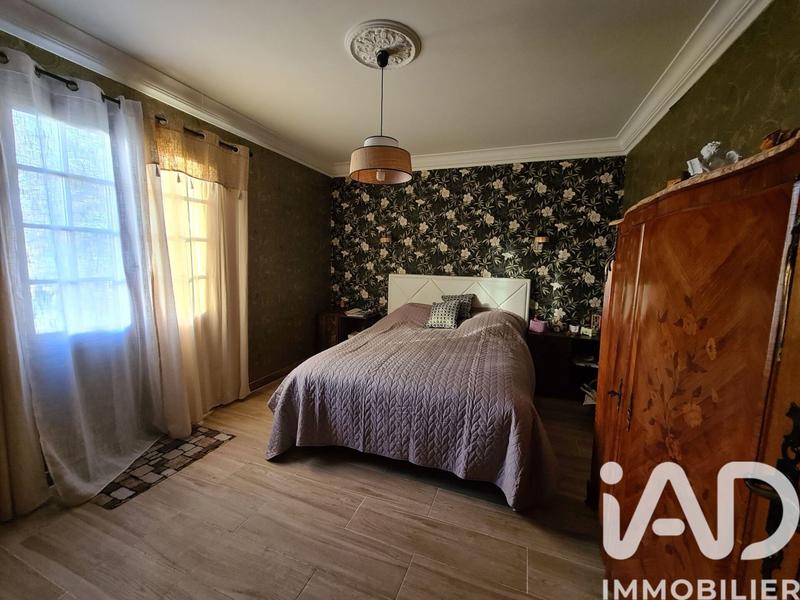 Maison - 200 m² - 8 pièces