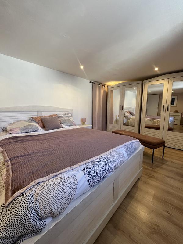 Maison ancienne - 220 m² - 7 pièces