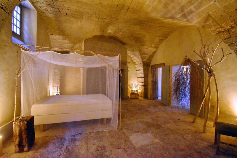 Maison - 400 m² - 12 pièces