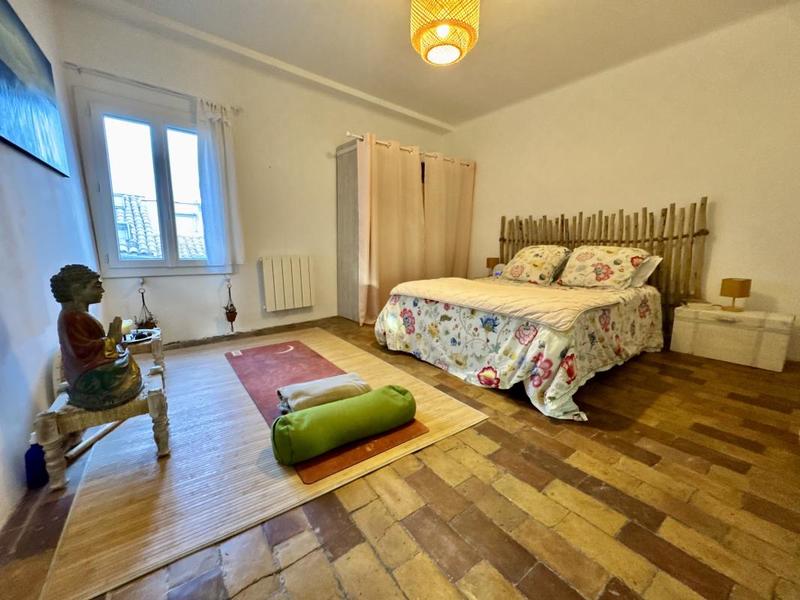 Appartement - 99 m² - 3 pièces