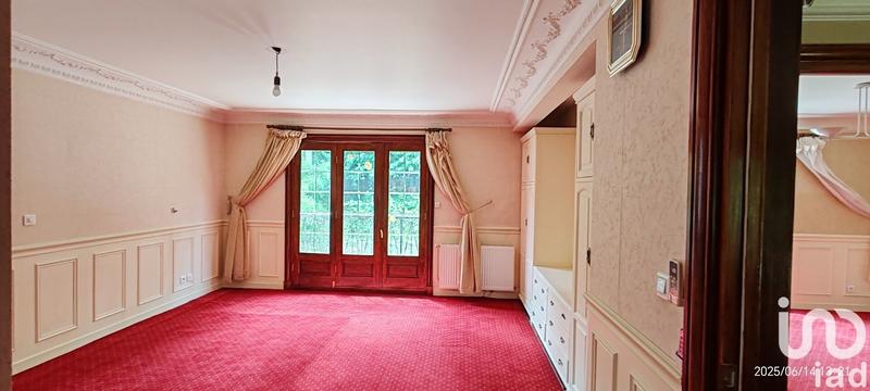 Maison - 300 m² - 12 pièces