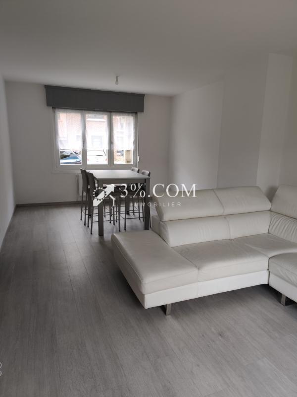 Maison - 93 m² - 5 pièces