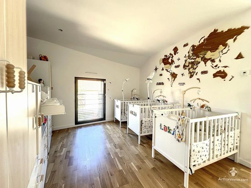 Appartement - 320 m² - 6 pièces