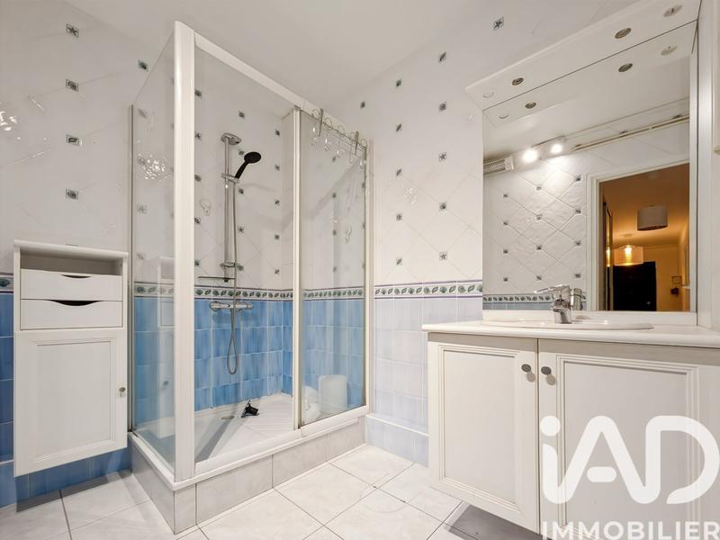 Appartement - 81 m² - 5 pièces