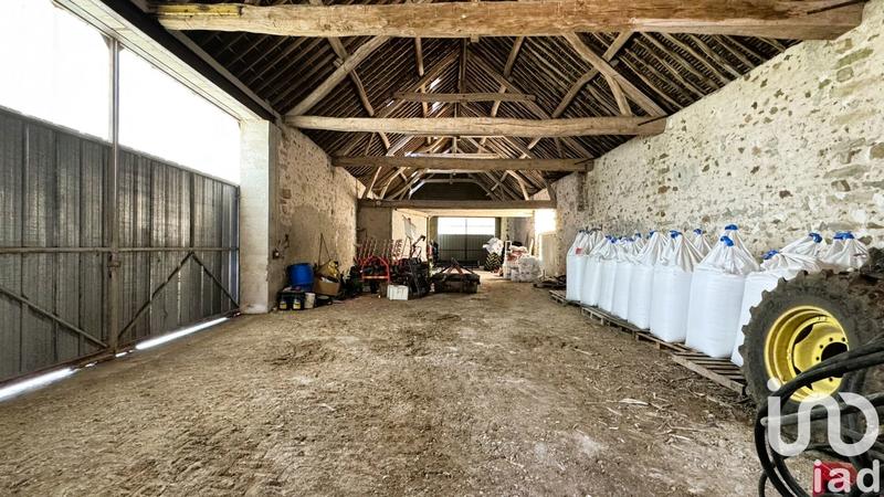 Ferme - 2 411 m² - 5 pièces