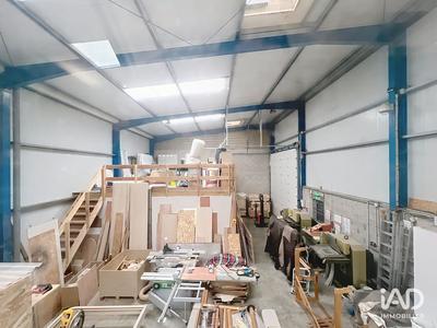 Local commercial - 255 m²