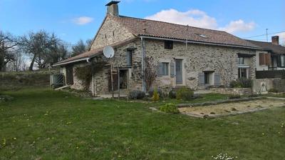 Maison - 180 m² - 5 pièces