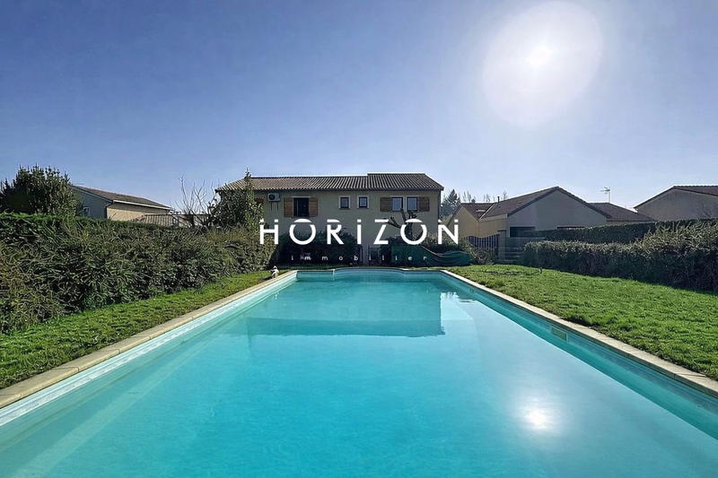 Maison ancienne - 195 m² - 8 pièces