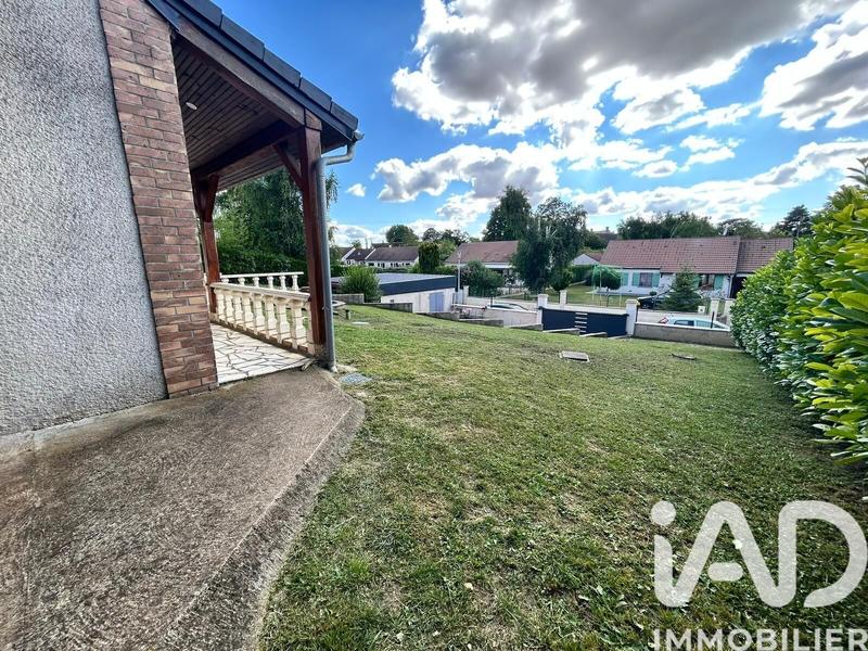 Maison - 99 m² - 5 pièces