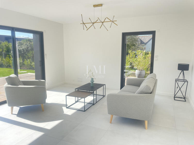 Maison contemporaine - 162 m² - 6 pièces