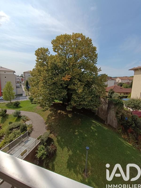 Appartement - 81 m² - 4 pièces