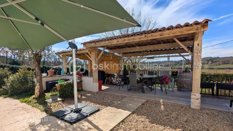 Maison - 106 m² - 4 pièces