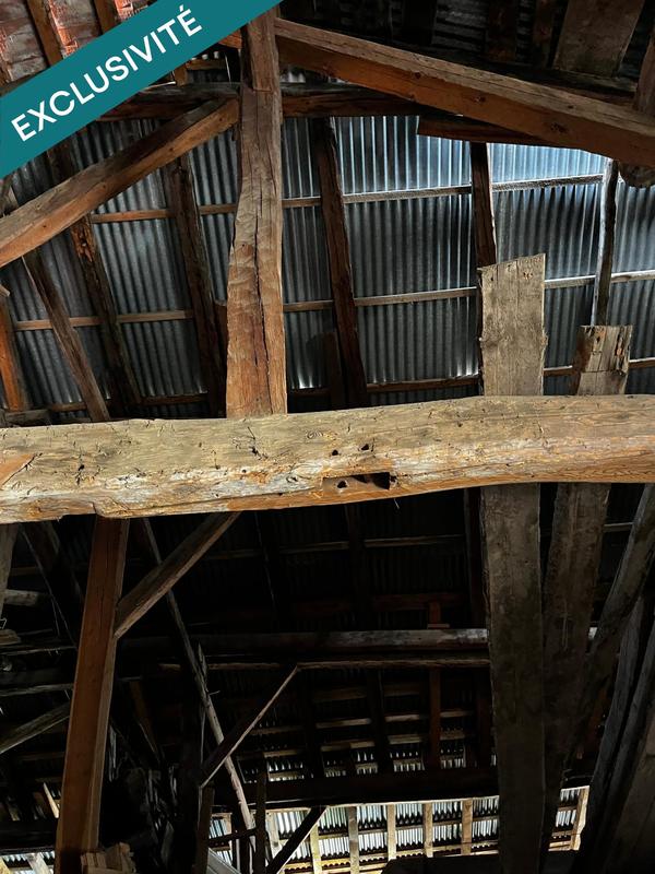 Maison - 200 m² - 2 pièces