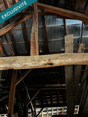 Maison - 200 m² - 2 pièces