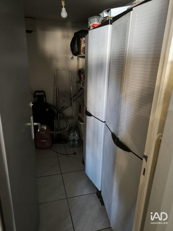 Local commercial - 215 m²