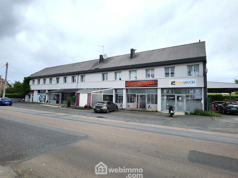 Local commercial - 485 m² - 16 pièces