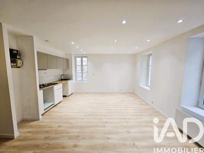 Maison de ville - 75 m² - 3 pièces