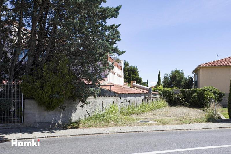 Local commercial - 470 m² - 6 pièces